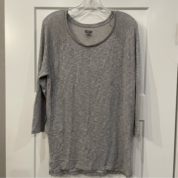 aerie Tops - NWT Aerie Light Grey 3/4 Length Sleeve Top